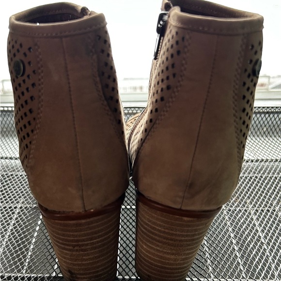 HUSH PUPPIES SIZE 8 Tan 3” heel Reyna Mariska open toe ankle, boots, leather - Picture 4 of 10